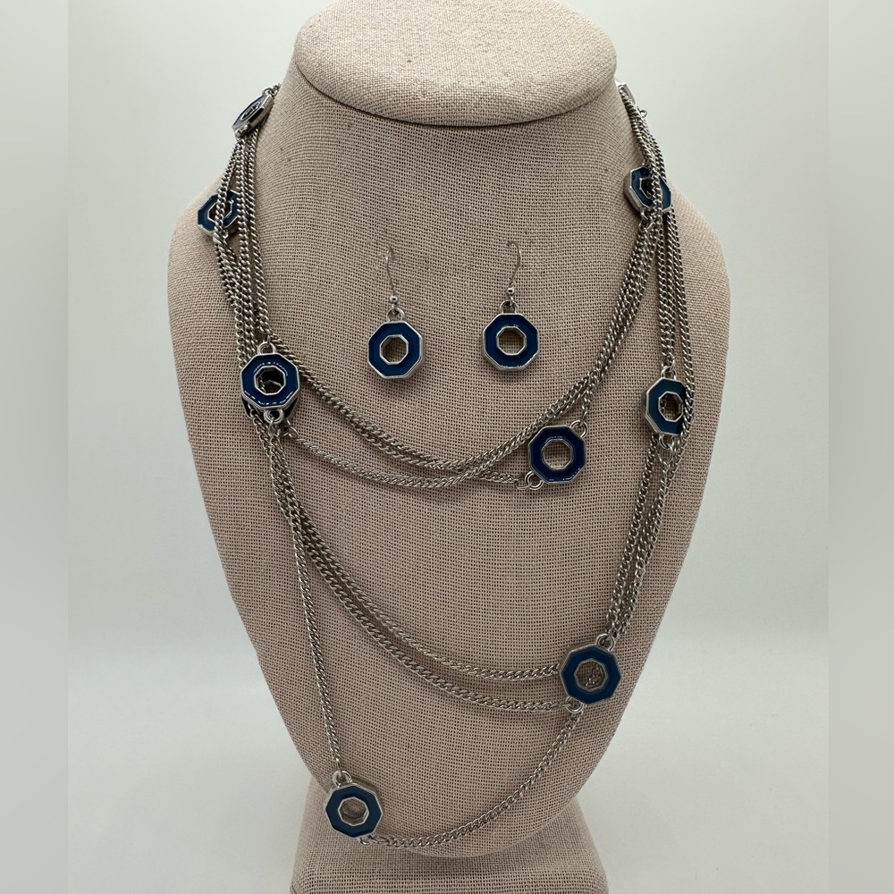 Charming Charlie Vtg blue
Enamel multistrand chain necklace and earring set